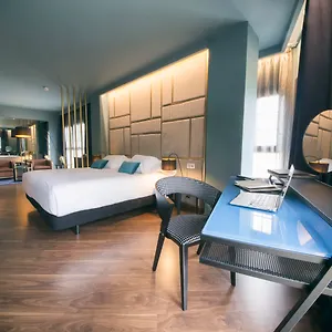 pamplona-catedral-hotel.sansebastianhotels.net/