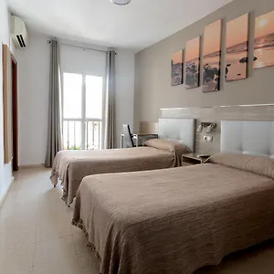 https://hostal-la-pilarica-marbella.1costadelsol.com